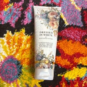 Bath & Body Works Dressed in White Body Cream